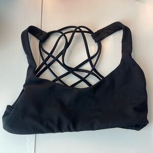Size 4 Lululemon Free to Be Bra